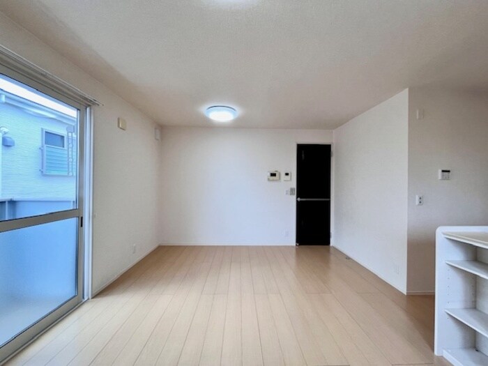 物件内観写真15　(ゆったり過ごせるリビングです)