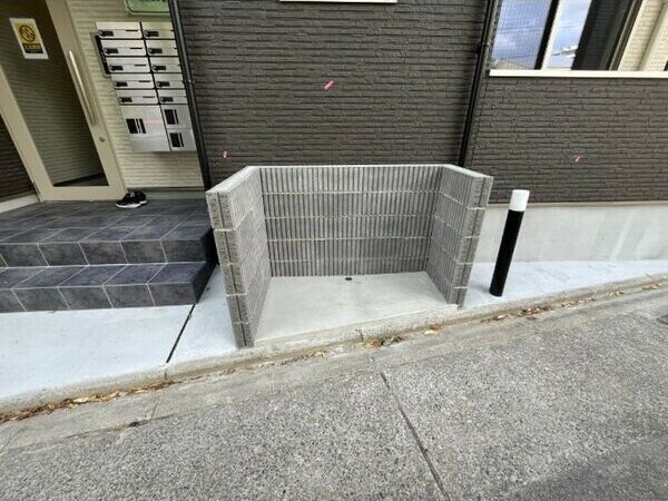 物件内観写真14　(専用ゴミ置き場です)