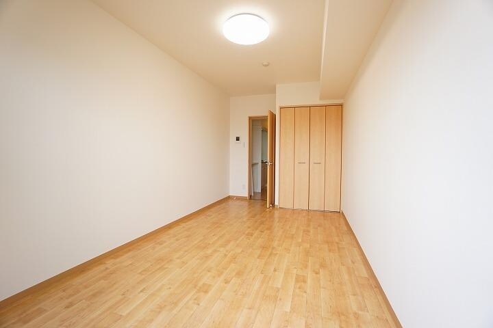 物件内観写真3　(リビングです)