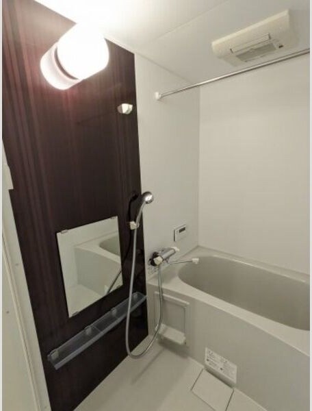 物件内観写真4　(お風呂です)