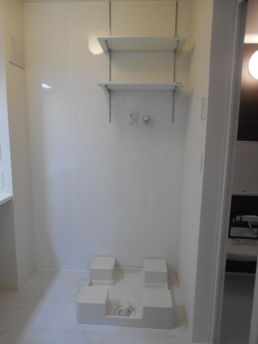 物件内観写真6　(室内洗濯機置き場です)