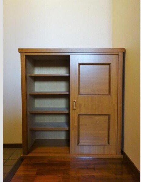 物件内観写真9　(収納があります)