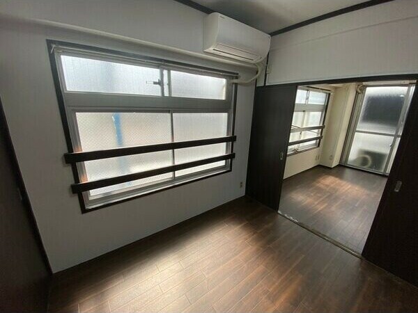 物件内観写真11　(スタンダードな洋室です)