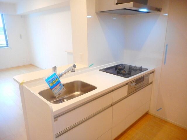 物件内観写真5　(お料理しやすいキッチンです)