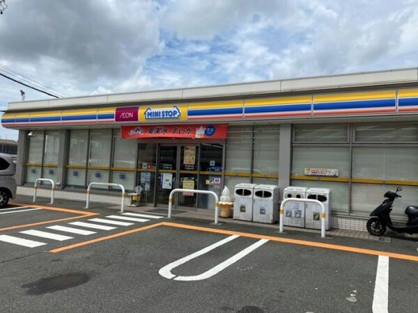 周辺環境(ケーズデンキ名古屋みなと店 543m)