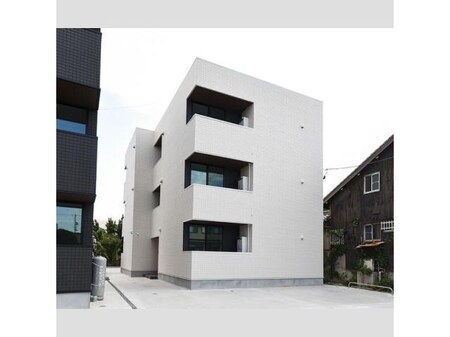 Warren kanseiⅡ外観写真