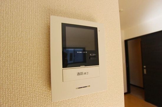 物件内観写真8　(モニター付きインターホンです)
