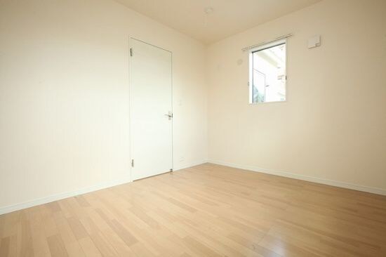 物件内観写真14　(明るい室内です)