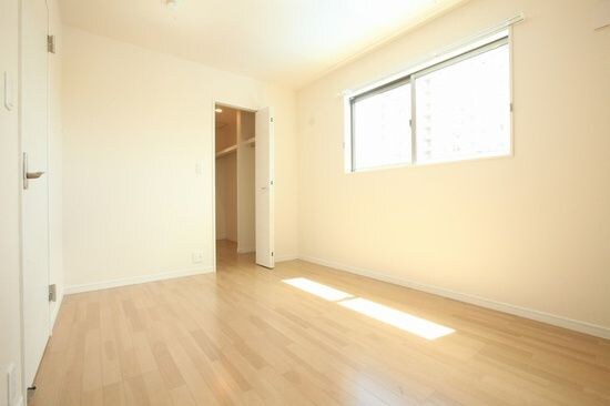 物件内観写真15　(洋室です)