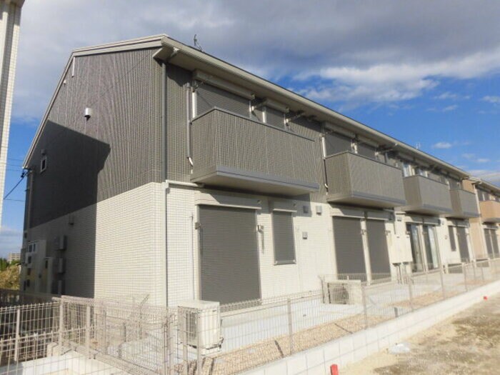 物件外観写真1　(外はこのようになっています)