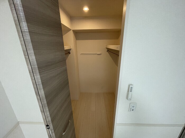 物件内観写真16　(収納のためのスペースです)