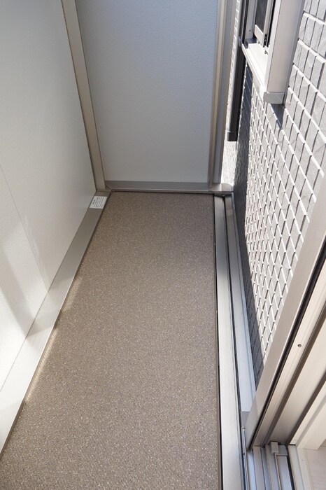 物件内観写真15　(小物を収納するのに便利です)