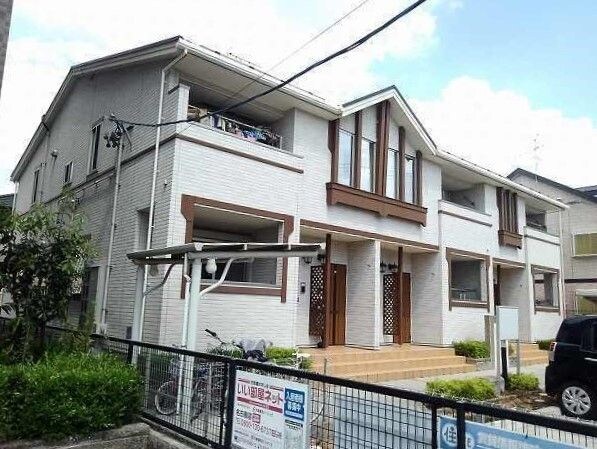 物件外観写真1　(物件の外観です)