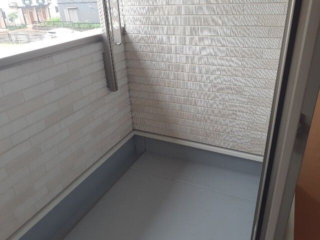 物件内観写真13　(陽当たり良好なバルコニーです)