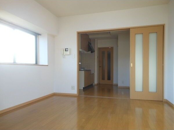 居室(ゆったりとしたリビングです)