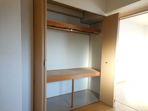 物件内観写真10　(収納があります)