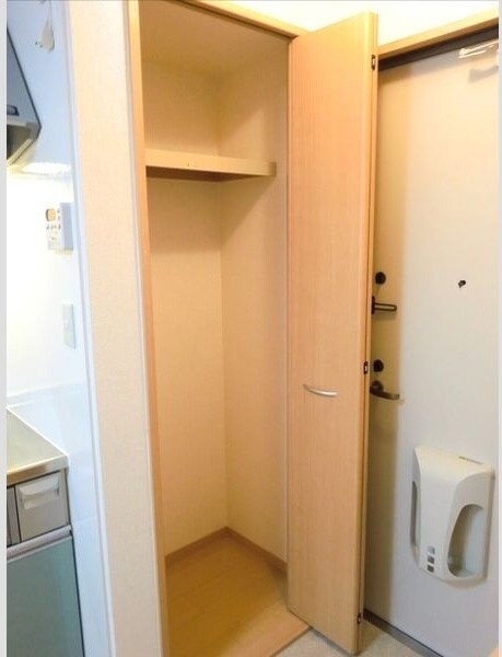 物件内観写真10　(大きなものも収納できそうです)