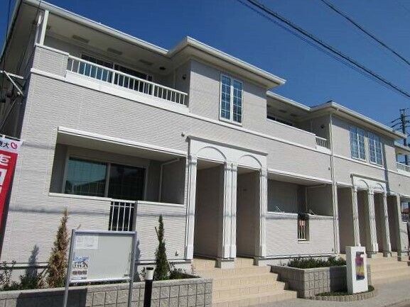 物件外観写真1　(おしゃれな外観です)