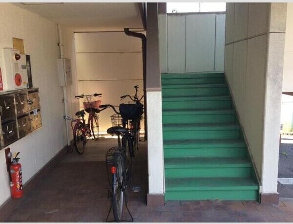 物件内観写真14　(駐輪場です)