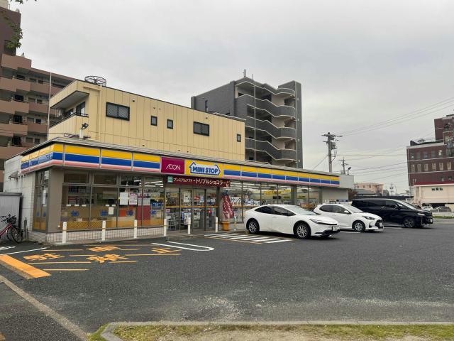 物件内観写真19　(ミニストップ名古屋荒子店 2058m)