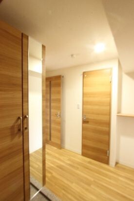 物件内観写真13　(玄関です)