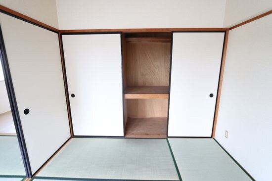 物件内観写真10　(専用の収納スペースです)