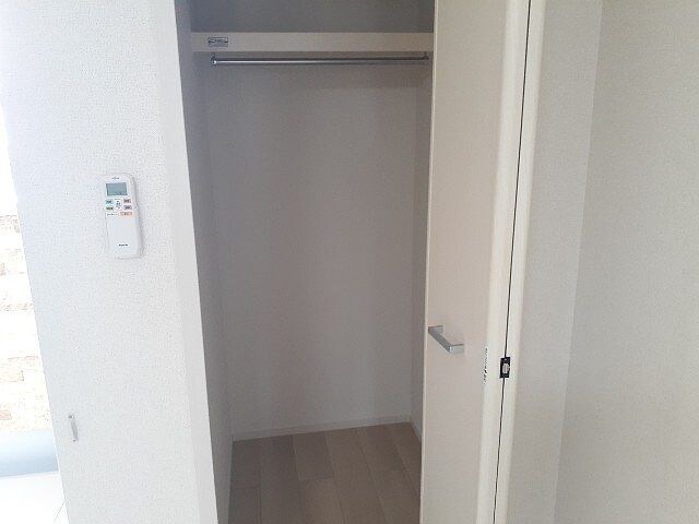 物件内観写真9　(十分な収納スペースがあります)
