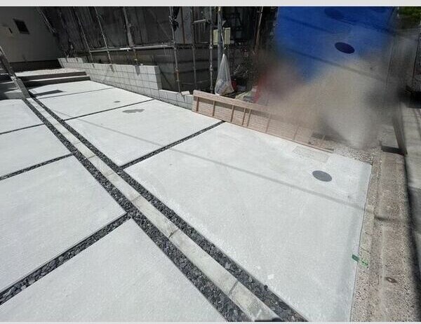 物件外観写真3　(カースペースがあります)