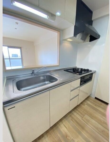物件内観写真4　(きれいなキッチンです)