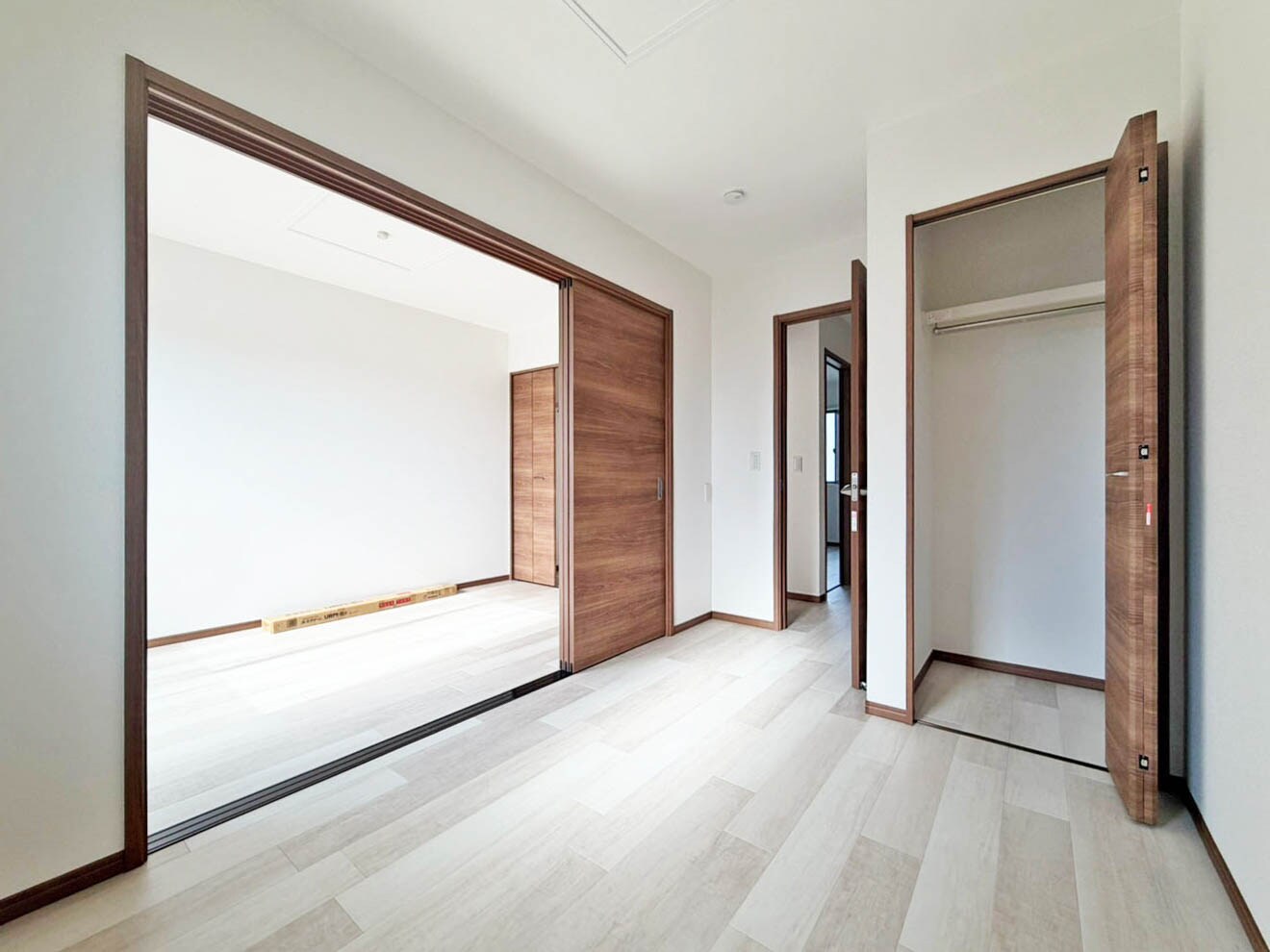 物件内観写真20　(スタンダードな洋室です)