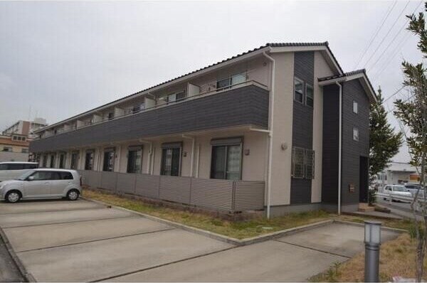 物件外観写真1　(外観も気になるポイント)