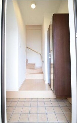 物件内観写真13　(玄関です)