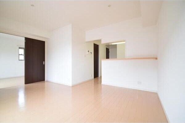 物件内観写真15　(内装です)