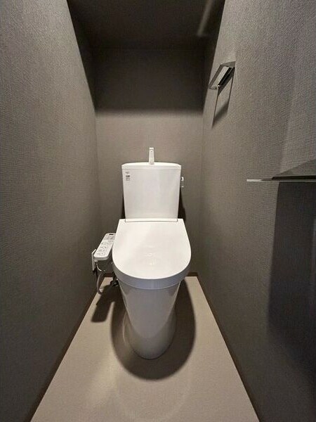 物件内観写真8　(トイレもきれいです)