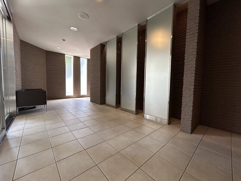 物件外観写真4　(建物の内部です)