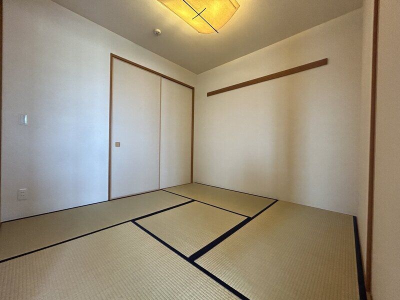 物件内観写真19　(和室があると落ち着いた雰囲気になりますね)