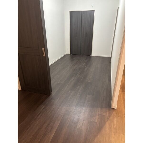 物件内観写真7　(居間です)