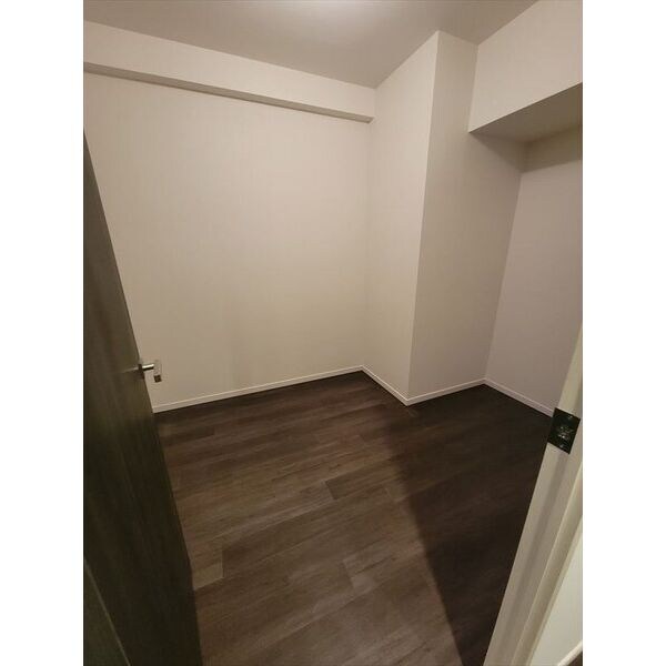 物件内観写真10　(ちょっとした収納スペースも充実しています)