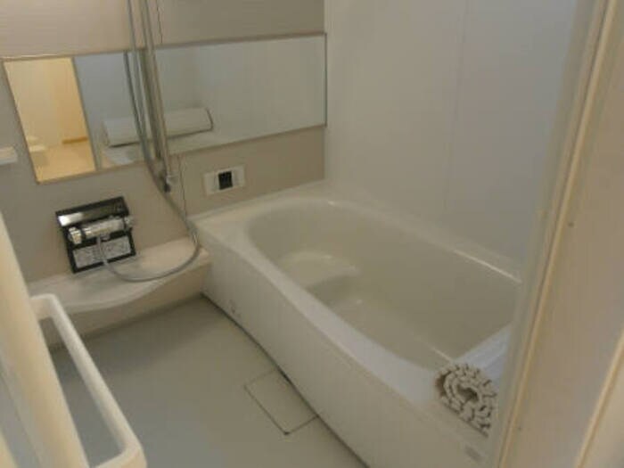 物件内観写真4　(お風呂で日々の疲れを落としましょう)