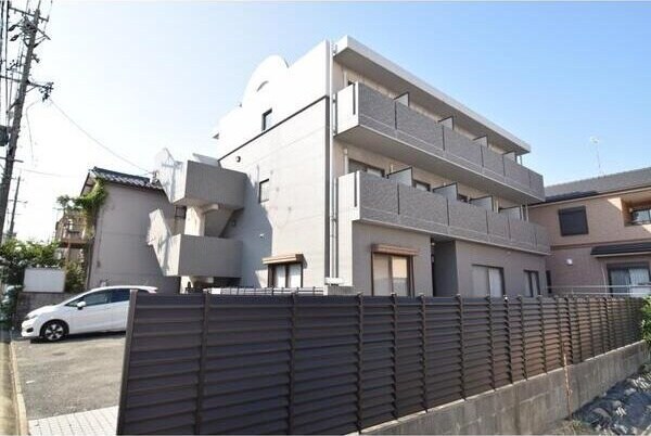 物件外観写真3　(おしゃれな外観です)