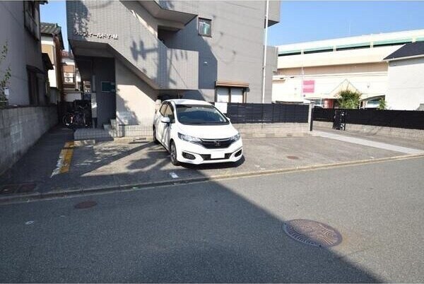 駐車場(駐車場があります)