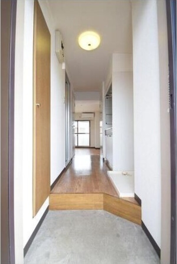 玄関(ゆったりとした玄関です)