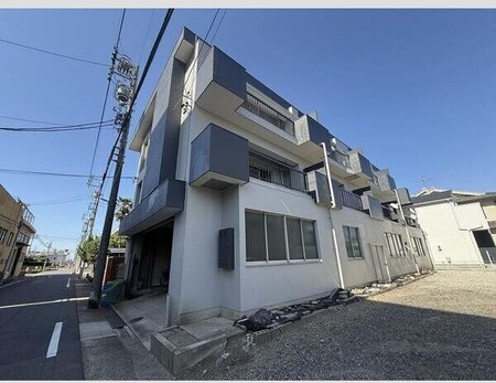 服部コーポ外観写真