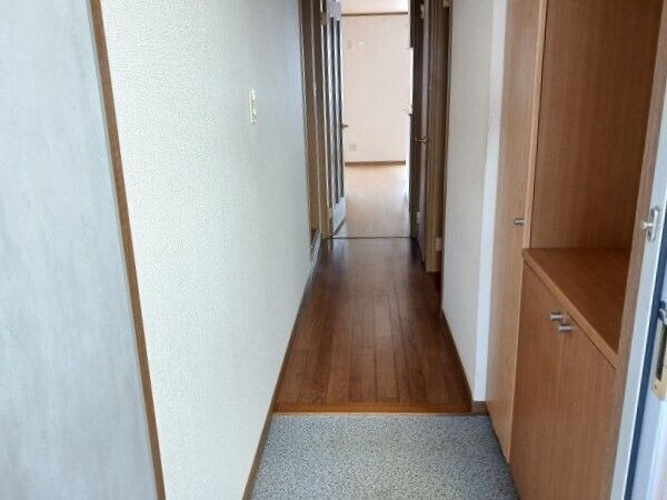 物件内観写真11　(毎日通る玄関はこちらです)