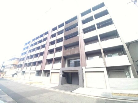 ＴＲＩ－ＳＴＡＧＥ外観写真