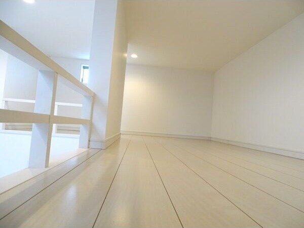 寝室(ゆとりの広さです)