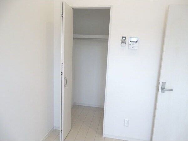 収納(こまごまとしたものを収納できそうですね)