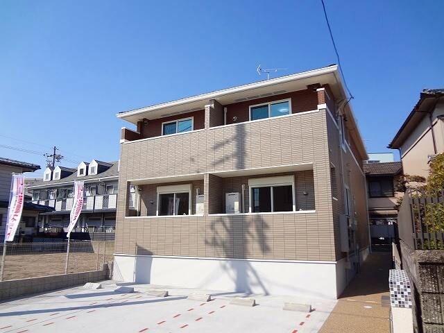 物件外観写真1　(外観です)