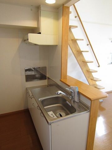 物件内観写真5　(お料理しやすいキッチンです)