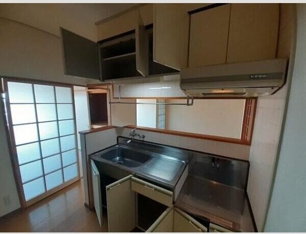 物件内観写真4　(きれいなキッチンです)